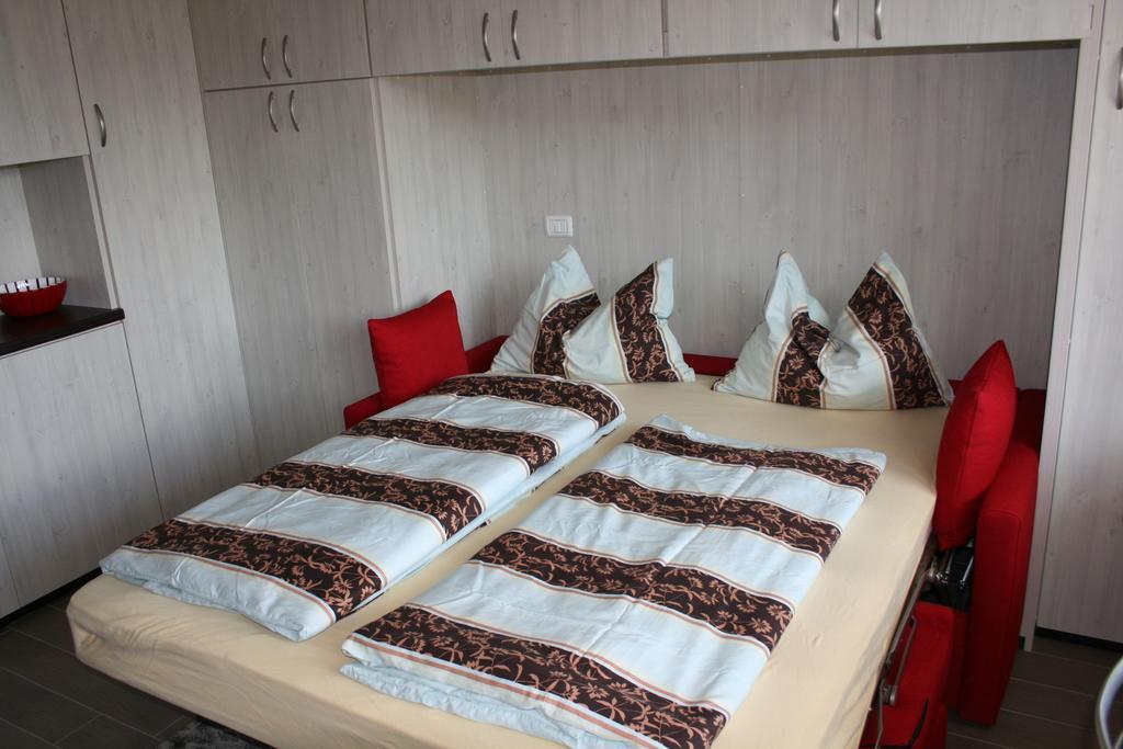 Apartment Imma Tremosine Pokoj fotografie